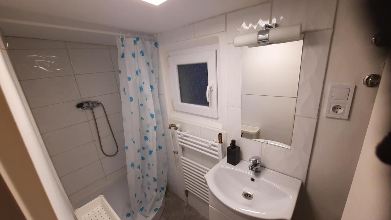 Hi-Bp Garden City Batsanyi Tiny House Near The City Train With Free Parking Budapešť Exteriér fotografie