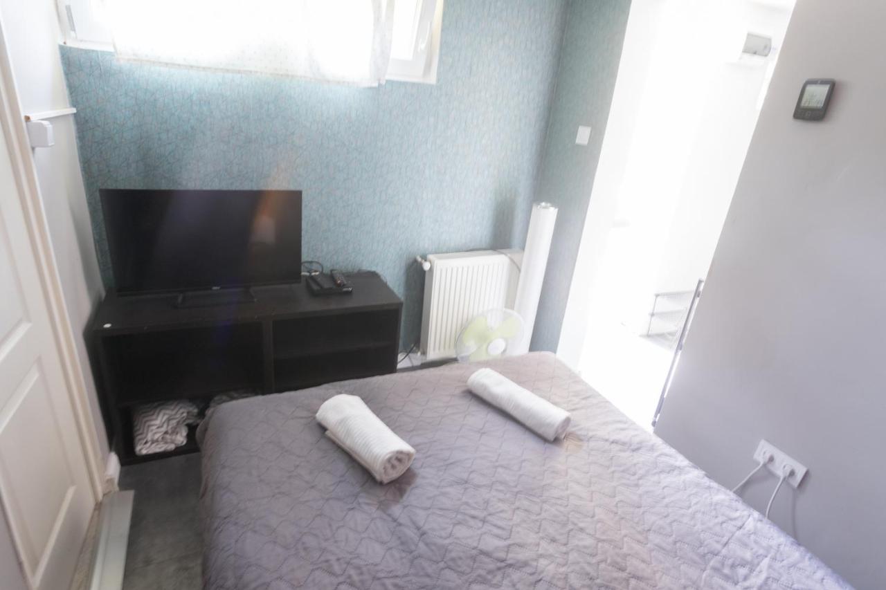 Hi-Bp Garden City Batsanyi Tiny House Near The City Train With Free Parking Budapešť Exteriér fotografie